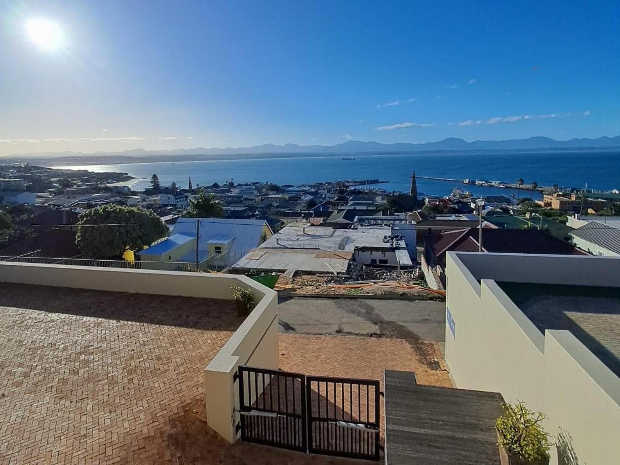 Ana'S Place Apartments Mossel Bay Bagian luar foto