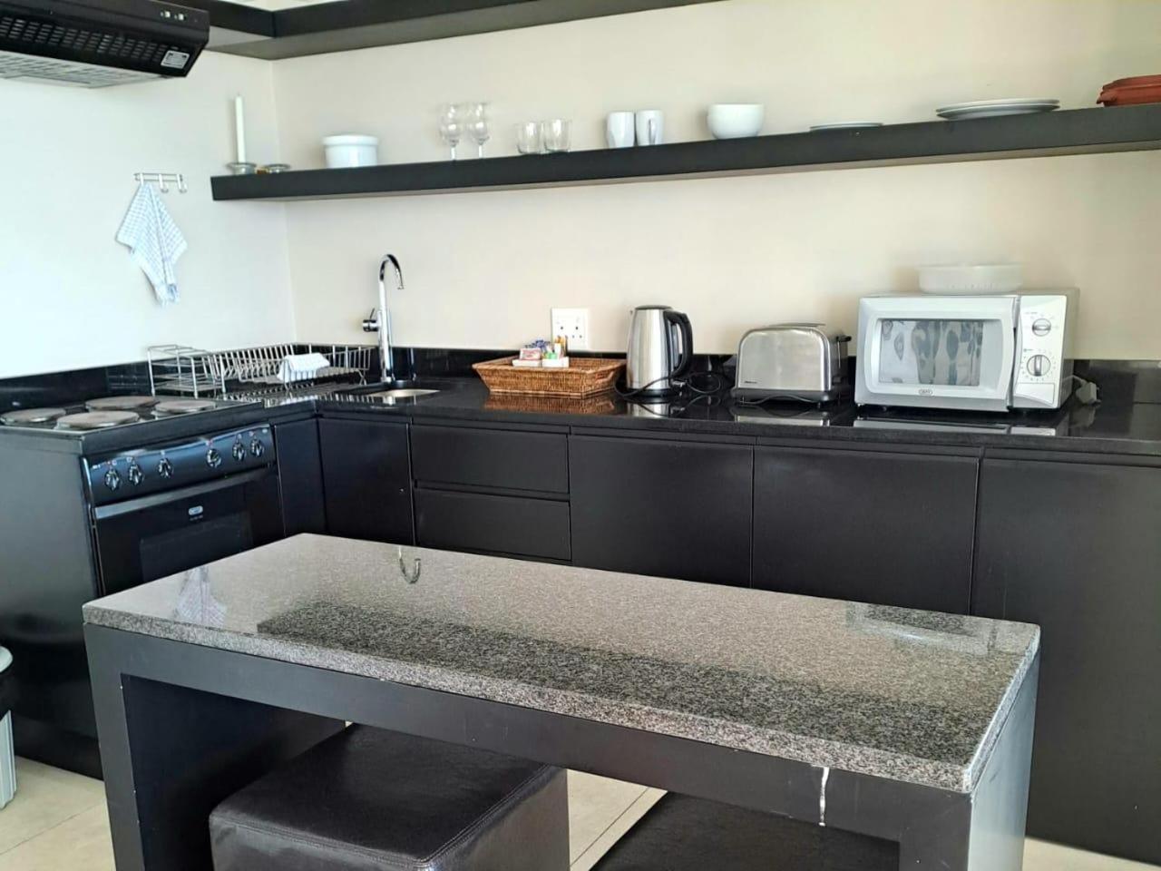 Ana'S Place Apartments Mossel Bay Ruang foto