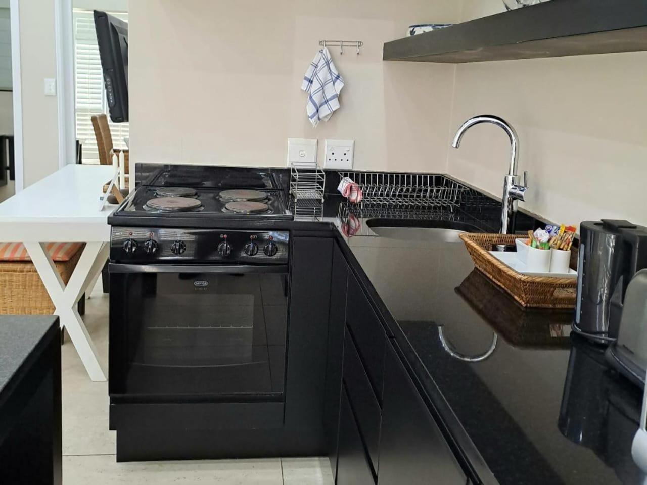 Ana'S Place Apartments Mossel Bay Ruang foto